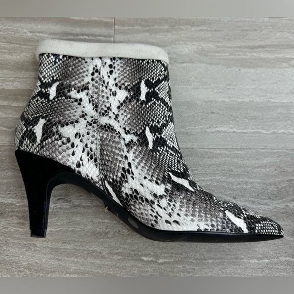 NEW! 42 Gold Ojai Suede Cuff Snakeskin Bootie Heels Womens Size 6 - Picture 6 of 10